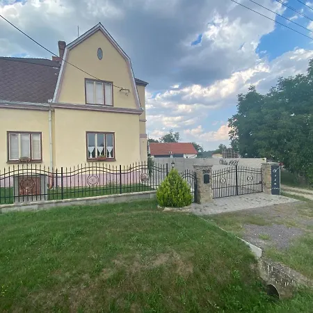 1921 Country house