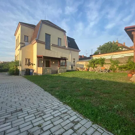 1921 * Jevišovice
